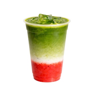 Iced Strawberry Collagen Matcha Latte (14 Oz) görseli