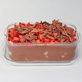 Sütlü Çikolatalı Çilekli Profiterol (1 Kg.) (15 Top) görseli
