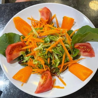 Mevsim Yeşil Salata görseli