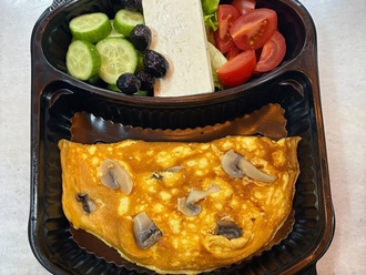 Mantarlı Omlet & Kahvaltı Tabağı görseli