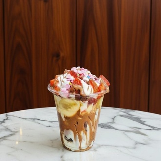 Kendi Bardak Waffle'ını Yarat görseli