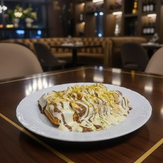 Classic Meyveli Waffle görseli