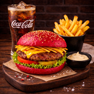 Red Café De Paris Burger Menü görseli