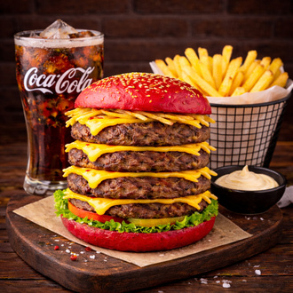 Red Two Doubles Blue Cheeseburger Menü görseli