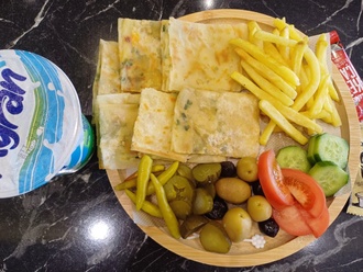 Muzlu Ballı Kaşarlı Gözleme görseli