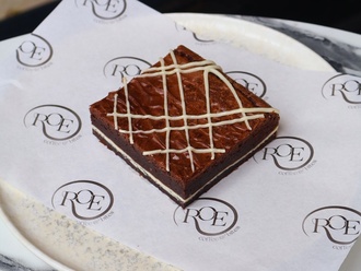 Brownie (Beyaz Çikolatalı) görseli