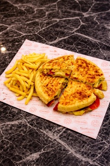 Bazlama Tost görseli