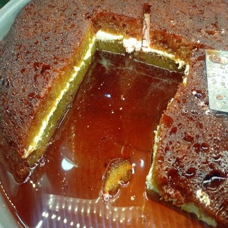 Vişneli İçi Tane Antep Fıstıklı Kaymaklı Ekmek Kadayıf (500 Gr.) görseli