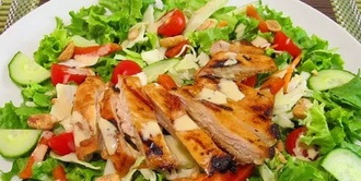 Tavuklu Salata görseli