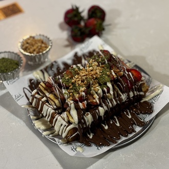 Holââ Çikolatalı Muzlu & Çilekli Waffle görseli