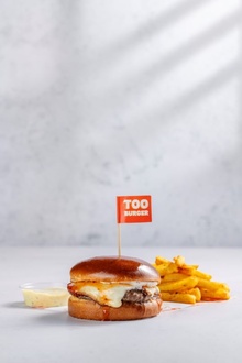 Çerkez Peynirli Burger görseli