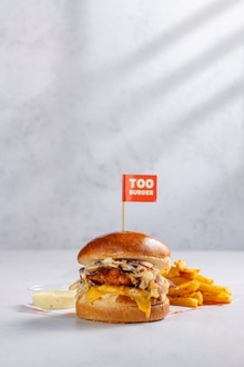 Too Tavuk Burger görseli