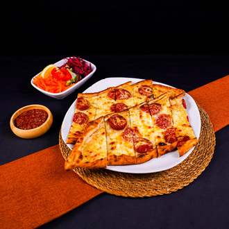 Sucuklu Kaşarlı Pide (50 Cm.) görseli