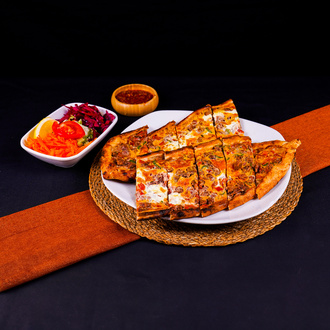 Kuşbaşılı Yumurtalı Pide (50 Cm.) görseli