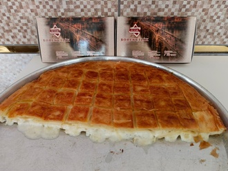 Tereyağlı Su Böreği 1 Tepsi (3Kg) görseli