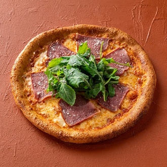 Füme Antrikotlu Pizza (Orta Boy) görseli