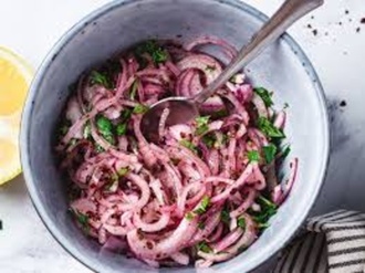 Soğan Salatası görseli