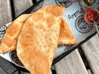 Ezine Peynir Mantarlı Çi Börek görseli