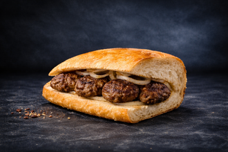 Yarım Ekmek Arası Köfte görseli