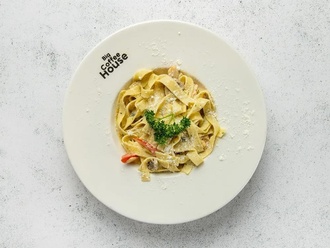 Pesto Soslu Tavuklu Fettuccine Menü görseli
