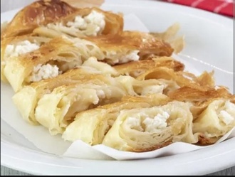 Peynirli Kol Böreği görseli