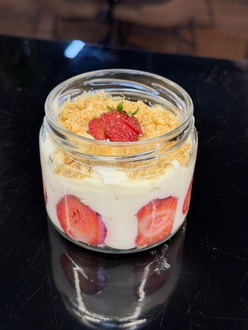 Çilekli Mag görseli