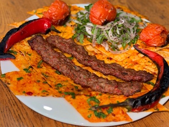 Adana Kebap + Coca-cola (330Ml) görseli