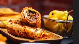 Tavuk Döner Dürüm + Coca-cola (330Ml) görseli