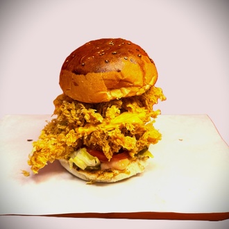 Double Chicken Burger görseli