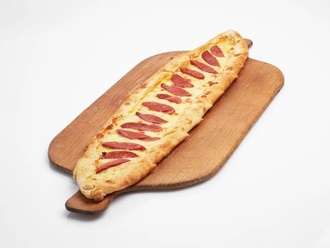 Sucuklu Kaşarlı Pide görseli