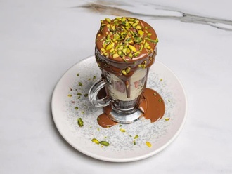 Çilekli Chocolate Melt görseli