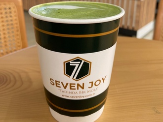 Matcha Latte (14 Oz.) görseli