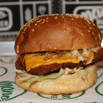 Mano Fried Chicken Burger görseli