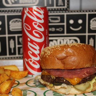 Mano Füme Burger Menü görseli