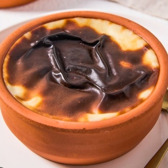 Güveçte Fırın Sütlaç görseli