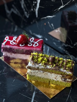 Opera Kek Fıstıklı görseli