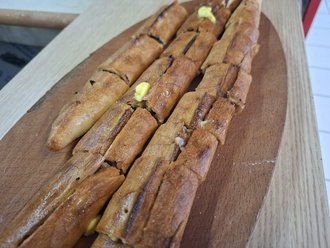 Bafra Pidesi Kıymalı Kaşarlı görseli