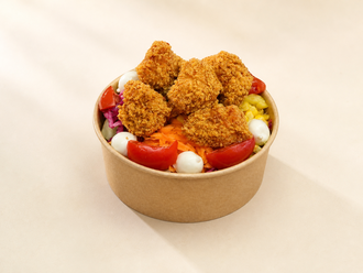 Çıtır Tavuklu Salata görseli