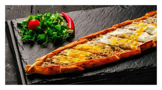 Kıymalı Yumurtalı Kaşarlı Pide görseli