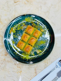Hekimoglu Özel Fıstıklı Baklava (1 Kg.) görseli