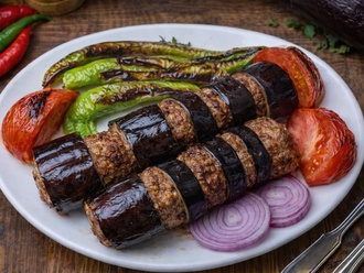 Patlıcanlı Kebap (200 Gr.) görseli