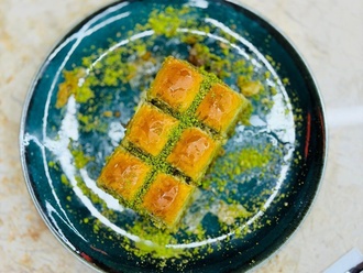 Hekimoglu Özel Fıstıklı Baklava (250 Gr.) görseli