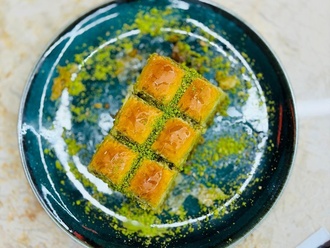 Hekimoglu Özel Fıstıklı Baklava (1 Kg.) görseli