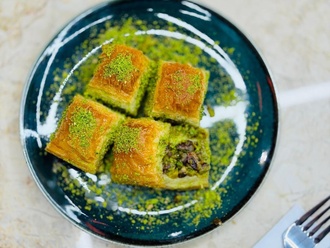Fıstıklı Baklava (1 Kg.) görseli