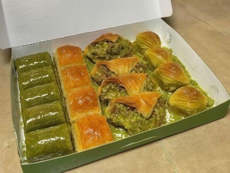 Karışık Baklava (2 Kg.) görseli