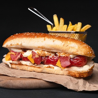 Truffle Gourmet Hot Dog görseli