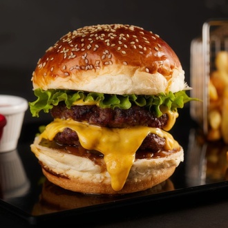 Double Burger görseli