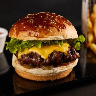 Cheeseburger Menü görseli