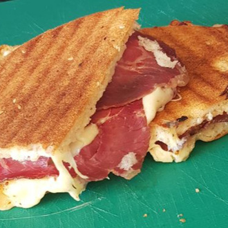 Et Special Tost görseli