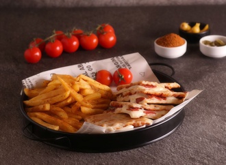 Karışık Bazlama Tost görseli